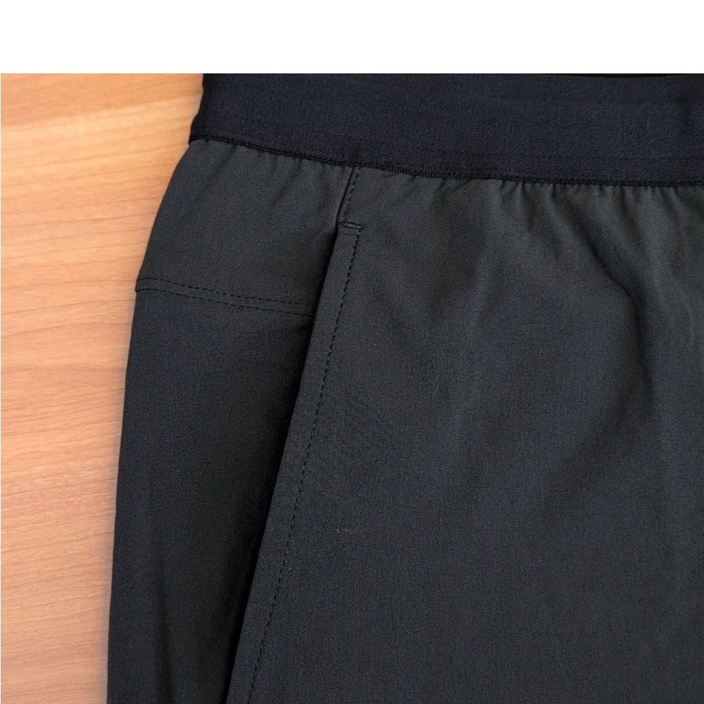 Everlane Black Lightweight Unisex Joggers with Tag - Picture 4 of 4
